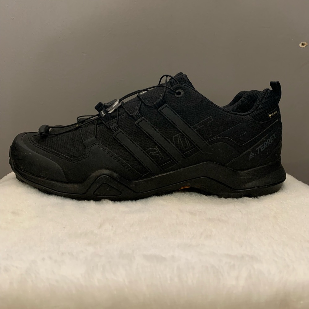 Adidas Men’s Shoes Size 13 Black Terrex Swift R2 GTX Trail Running CM7492